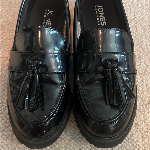 Jones New York Black Tassel Loafers - Picture 4 of 4